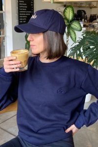 elú crewnecks blue